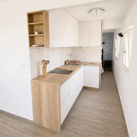 Mediterraneo And Apartman *